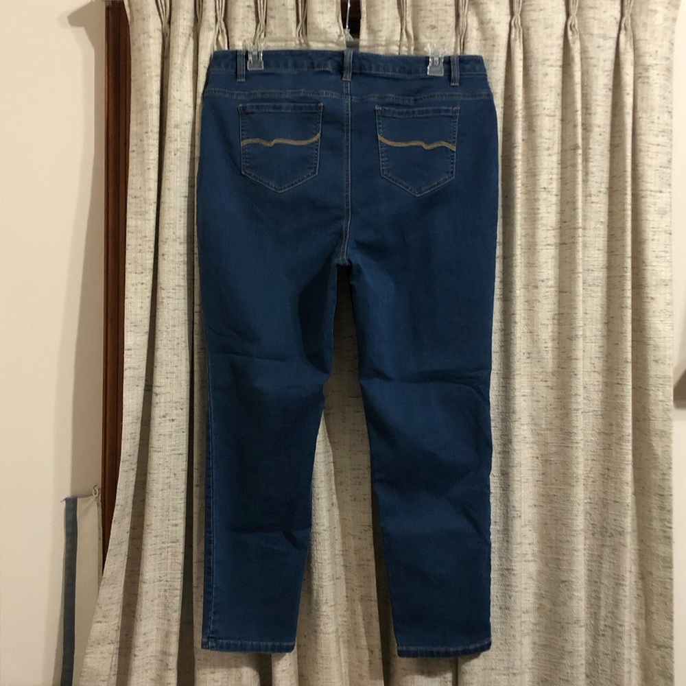 Catherines Stretch Denim Jegging With Pockets - 1X - Picture 6 of 7